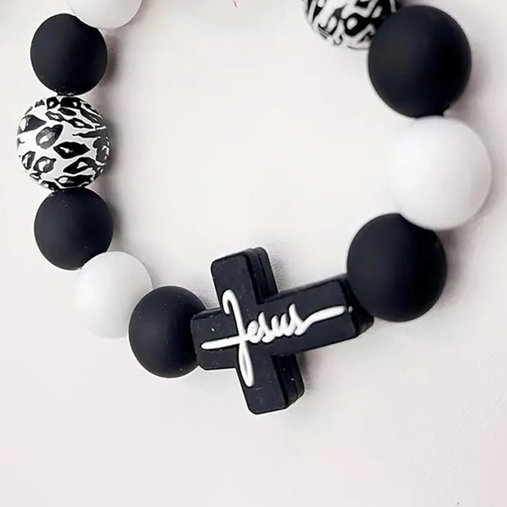 Wristlet Bracelet Keychain for Women,Silicone/Wood Cross Leopard Beaded Bracelet - Picture 3 of 9